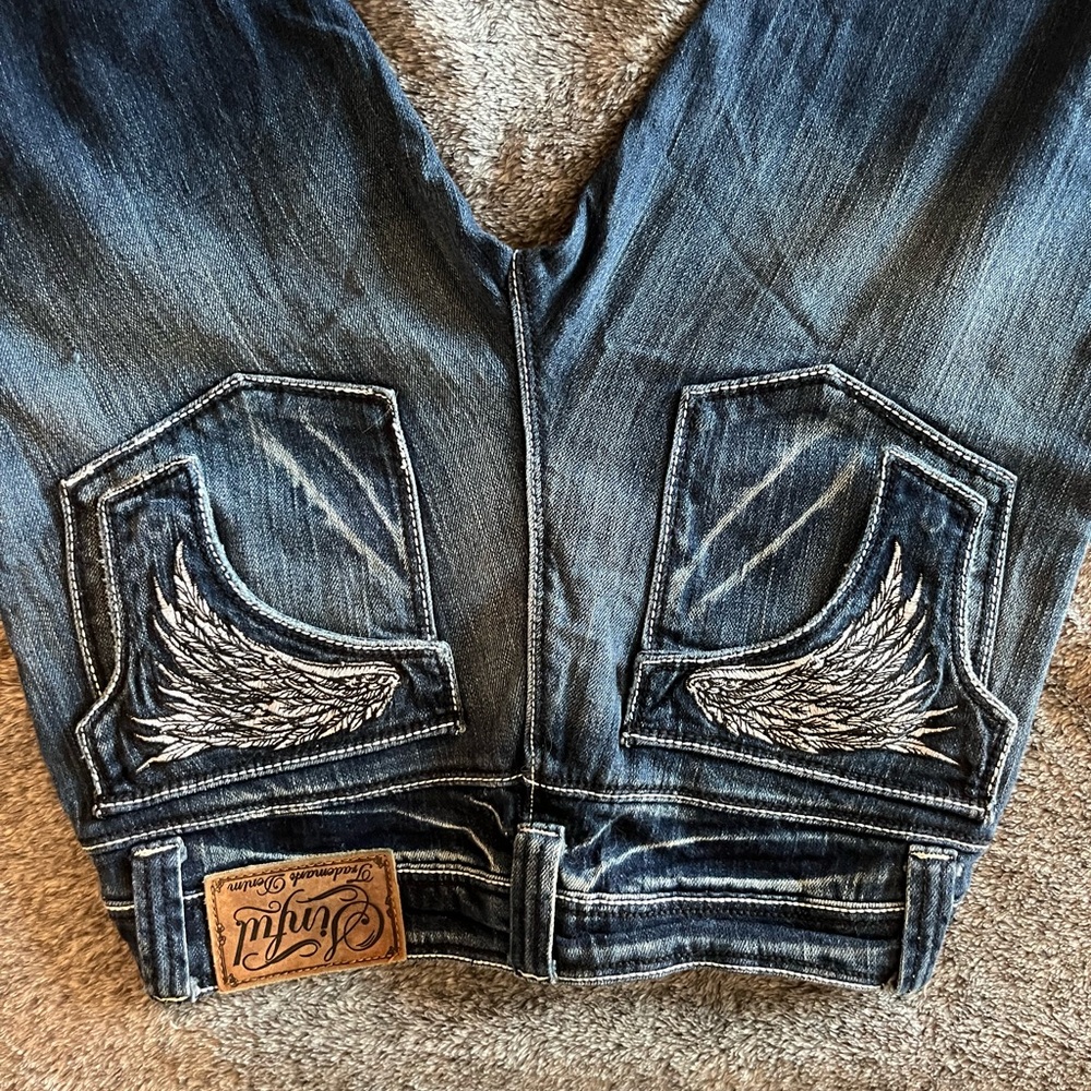 Sinful brand very good condition. Very expensive. Jeans for a great price